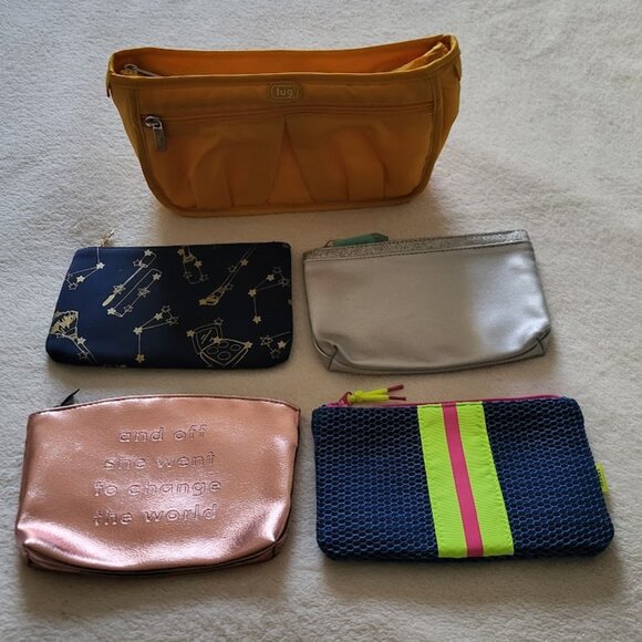 EUC Lot of 5 Cosmetic bags 1 LUG Parasail + 4 IPSY - Picture 1 of 11